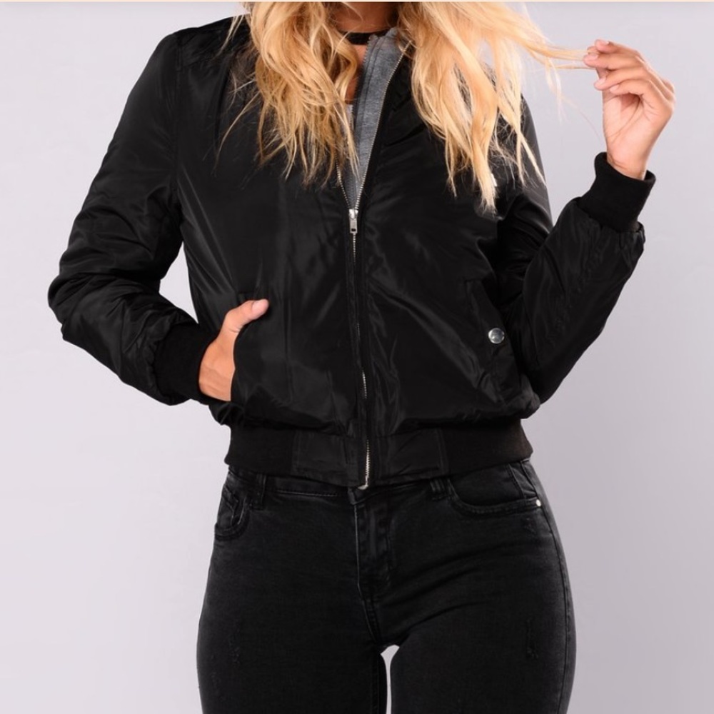 Hooded Bomber jacket